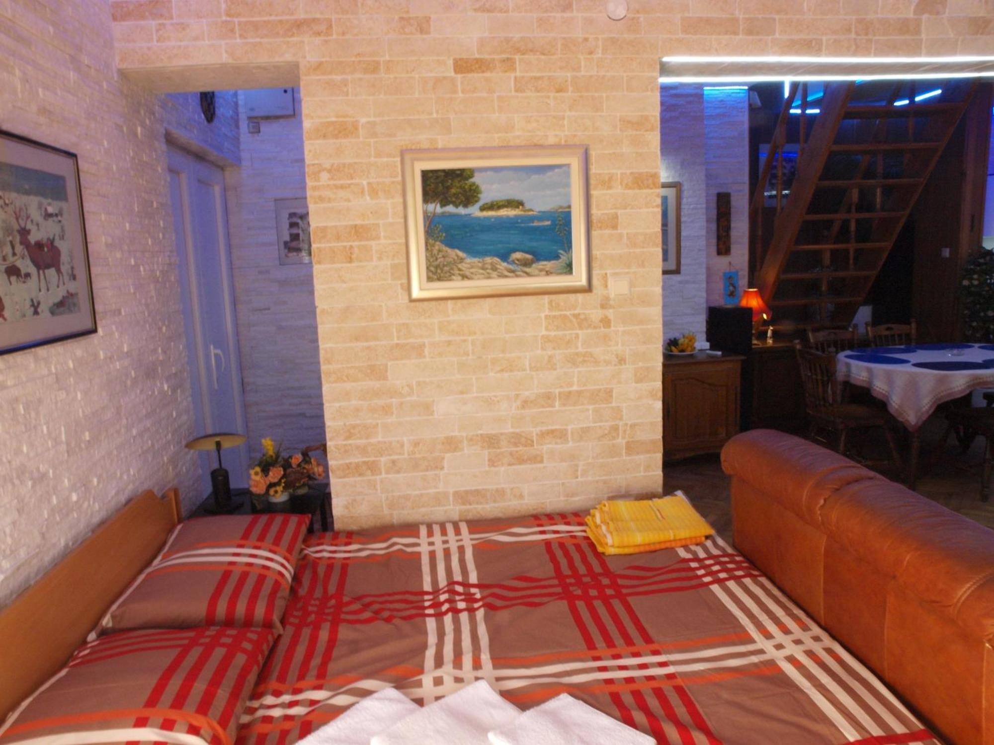 Villa Dalibor wellness, 2 jacuzzies, sauna, parking, grill, observatory, Mediterranean garden Nin Buitenkant foto
